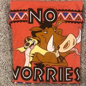 Men’s Lion King no worries Disney shirt size large